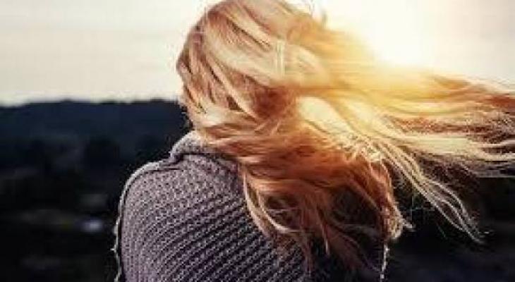 بالصور: حبيب النجمة الأصغر منها بـ20 عاماً يخطف الانظار بوسامته!