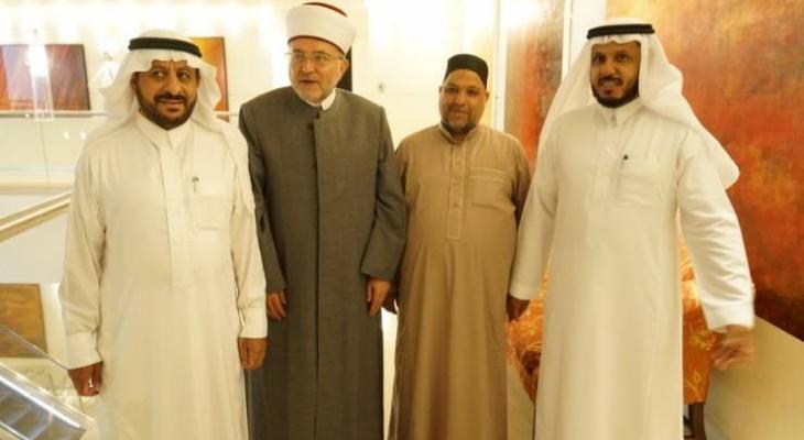 ذوي الشهداء.jpg