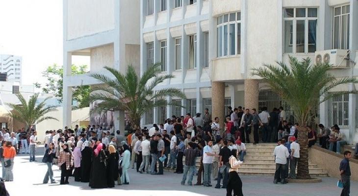 70% من طلبة الجامعات بغزة لم يُسجلوا للفصل الدراسي الثاني بسبب تدهور الأوضاع الاقتصادية