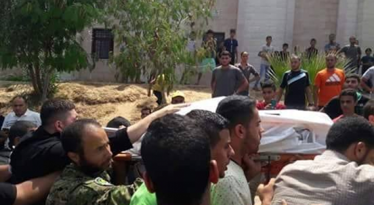 بالفيديو والصور: شهيدان من كتائب القسام إثر قصف إسرائيلي شمال القطاع 