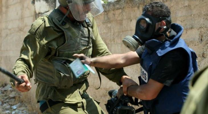 بيوم الأسير.. 26 صحفيًا فلسطينيًا في سجون الاحتلال
