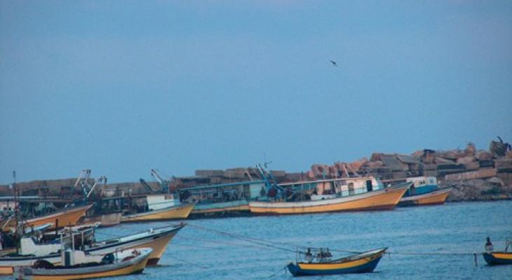 الاحتلال يقرر توسع مسافة الصيد المسموحة لغزة لـ9 ميل.jpg