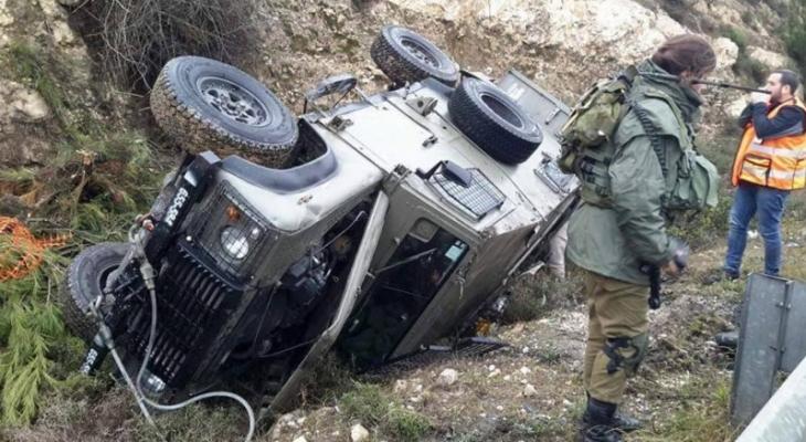 إصابة 4 من جنود الاحتلال جراء انقلاب جيب عسكري.jpg