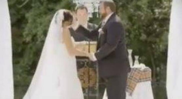 بالفيديو : عريسٌ يصفع عروسه في حفل الزفاف أمام الجميع!