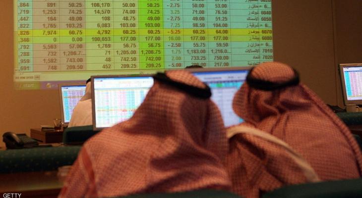 تألق صناديق الاستثمار بالسعودية.. وتقلص التداولات بقطر