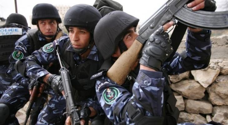 موظفو السلطة بغزة يعتزمون إقامة دعوة قضائية لانتزاع قرار عودتهم لمواقعهم الحكومية
