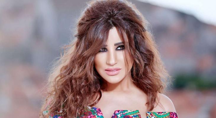 نجوى كرم تتألق بـ “القطيفة” في أستراليا