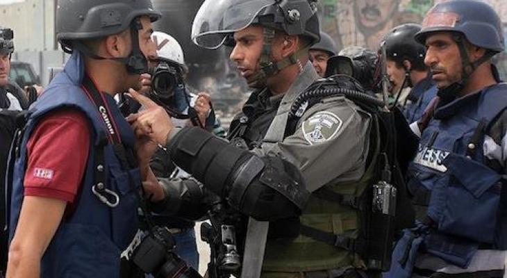 الميزان يطالب العالم بحماية صحفيي فلسطين من الانتهاكات الإسرائيلية