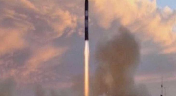 إيران تكشف عن صاروخ كروز جديد يصل "إسرائيل"