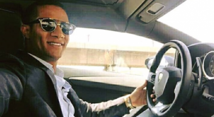 شاهدوا : شتمه وأساء له علناً.. وهكذا كان ردّ محمد رمضان!
