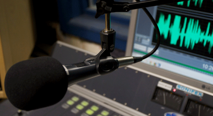 طالع تعقيب راديو "علم" على قرار تحويل الإذاعات في الجامعات إلى تعليمية
