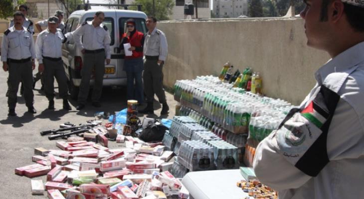 الضابطة الجمريكة تضبط شرائح اتصالات إسرائيلية برام الله وتتلف مواداً تموينية بأريحا.jpg