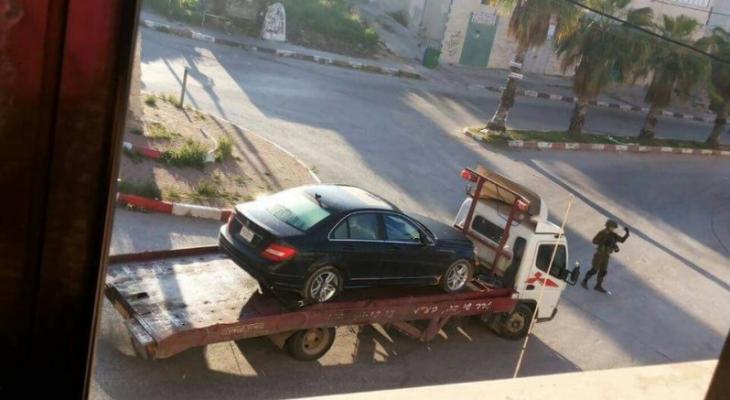 الاحتلال يصادر مركبة محترقة شرق مدينة جنين