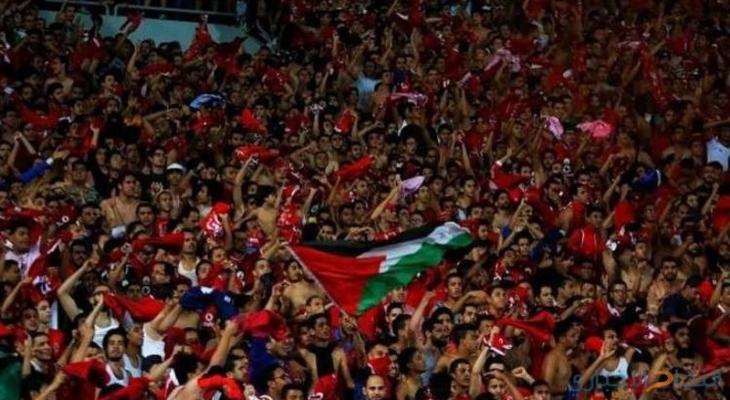 بالفيديو: جماهير الأهلي المصري تزلزل "برج العرب" بهتافات مؤيدة لفلسطين