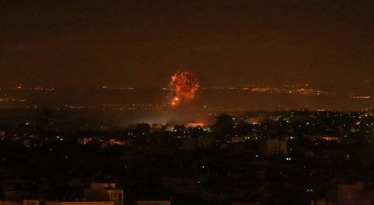 محدث بالصور: طائرات الاحتلال تستهدف مواقع وأراضِ في مختلف محافظات غزّة