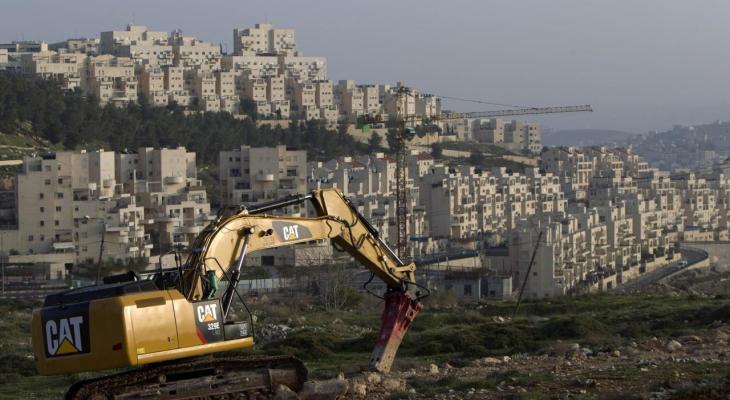 الرئاسة الفلسطينية تدين المصادقة على توسيع المشروع الاستيطاني 