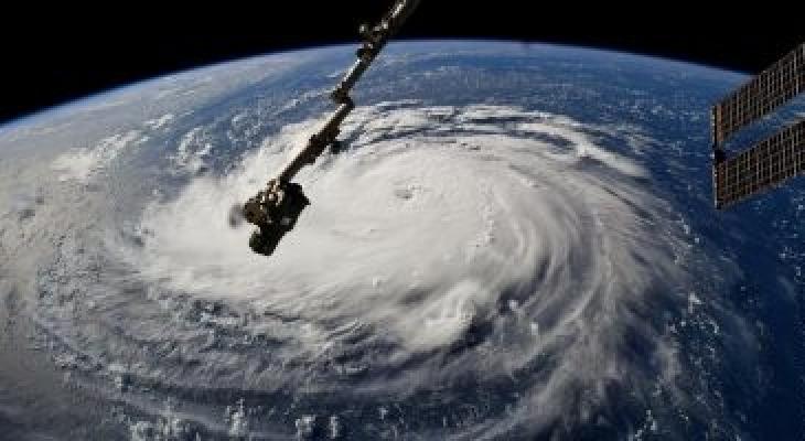 اعصار فلورانس.jpg
