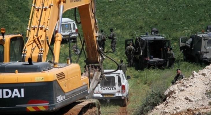بيت لحم: قوات الاحتلال تستولي على جرافة في بلدة تقوع