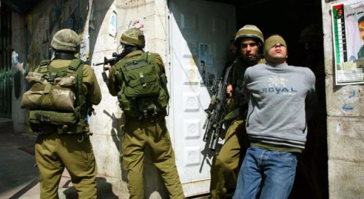 اعتقال 11 مواطناً من أنحاء الضفة 
