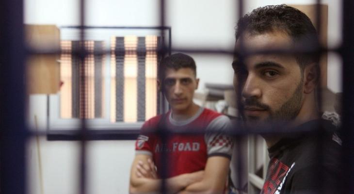 15 أسيراً يعانون ظروفاً صحية صعبة داخل سجون الاحتلال