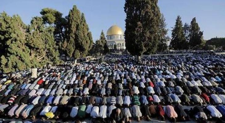 الصلاة بالاقصى