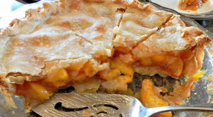 Cut-Peach-Pie-1-copy-980x498