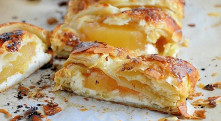 Easy-Apple-and-Cream-Cheese-Pastry-6-980x498