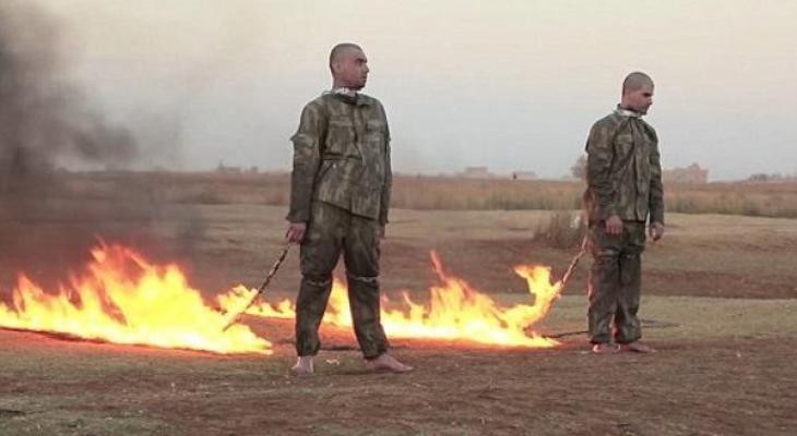 بالصور.. داعش يحرق جنديين تركيين في حلب