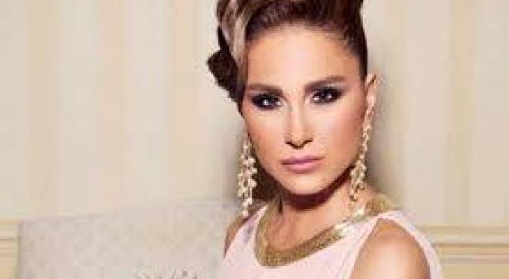ديمة قندلفت تتعرض لضرب عنيف على وجهها!؟