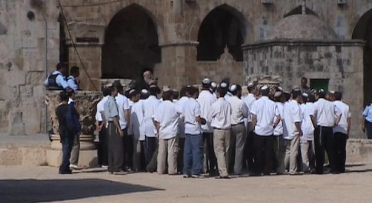 مستوطنون يجددون اقتحامهم للمسجد الأقصى