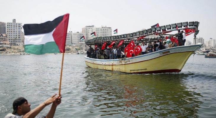 فرنسا تمنع قاربين من أسطول "حرية غزة" من دخول باريس