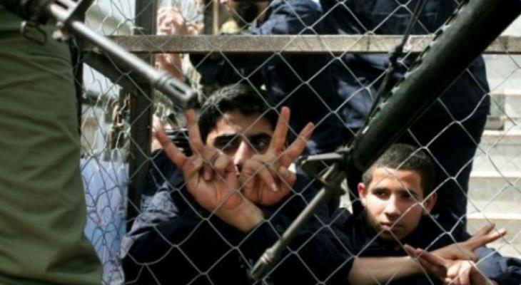 بالأسماء: 5 أسرى يدخلون أعواما جديدة في سجون الاحتلال