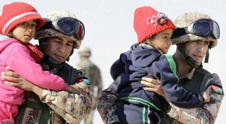 الأردن يسمح بمرور لاجئين سوريين لتوطينهم في دول غربية