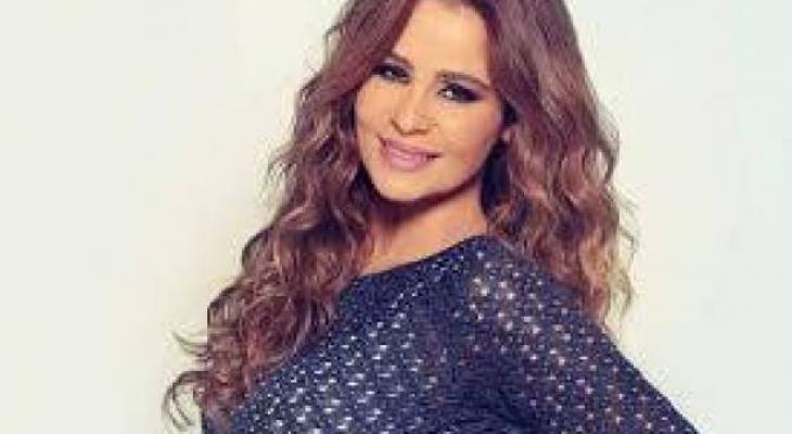 ابنة كارول سماحة تشعل "انستغرام" بصورة عفوية