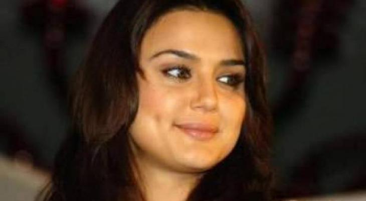 1403900828_normal_PreityZinta_144736_large