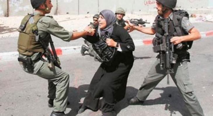 Ladies-in-Palestine-arrest