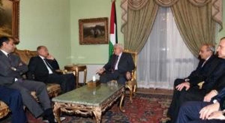 الرئيس يستقبل أمين عام الجامعة العربية.jpg