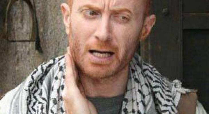 صورة "النمس" مع ملكة جمال العراق تشعل المواقع