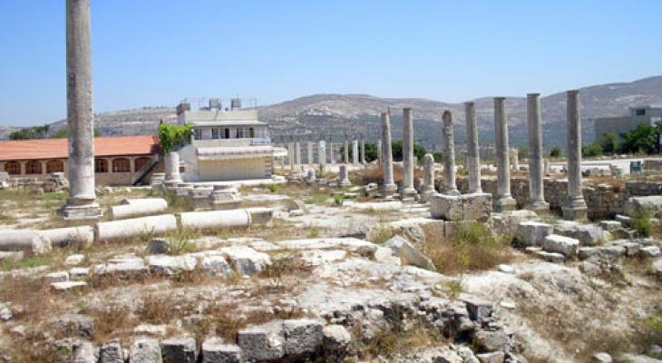 مدينة سبسطية الآثرية غرب مدينة نابلس