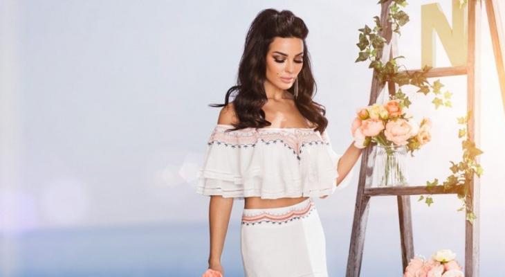 نادين نسيب نجيم… أيّ لون عدسات الأجمل عليها؟