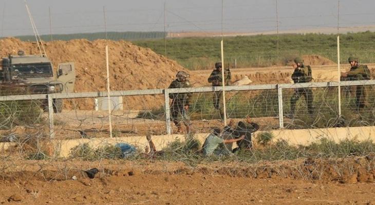 الاحتلال يعتقل شابًا بزعم تسلّله على حدود شمال غزة