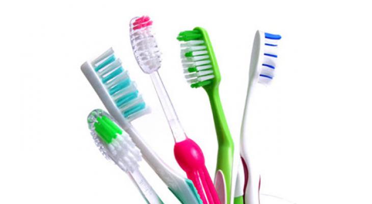 header_image_Article_Main_Fustany_Nine_Different_Uses_of_a_Toothbrush