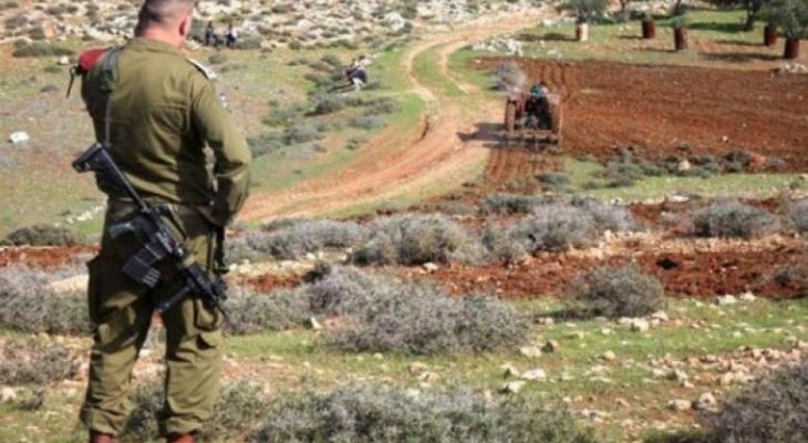 الاحتلال يدرس خيارات إضافية للتحايل على سرقة أراض وزرعها بالمستوطنات