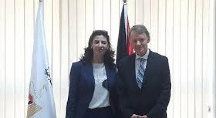 السفيرة جادو تبحث مع الوكالة السويسرية