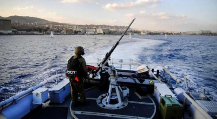 الاحتلال يستهدف الصيادين