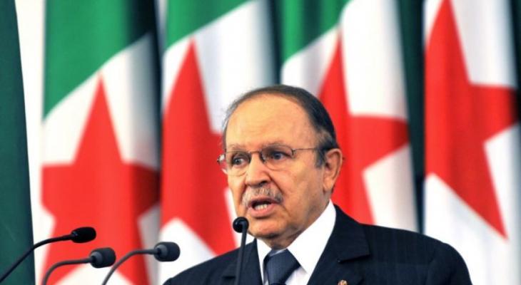 الرئاسة الجزائرية تنفي إعلان بوتفليقة نيته الترشح لولاية خامسة.jpg