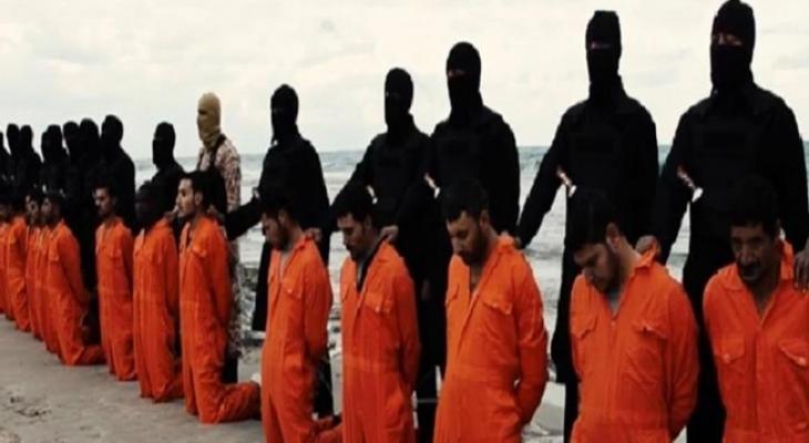 العثور على 21 جثة للأقباط المصريين الذين قتلهم داعش في ليبيا.jpg