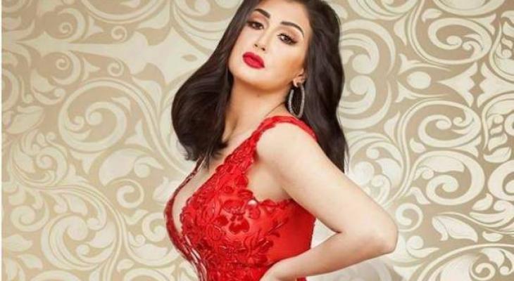 غادة عبد الرازق.. في فندق على النيل!