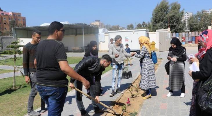 بغرس الأشجار ومعارض صور للمدن التاريخية.. غزة تواصل فعاليات إحياء "يوم الأرض"