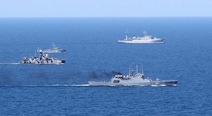 روسيا تحتجز 3 سفن حربية أوكرانية.. ما السبب؟!